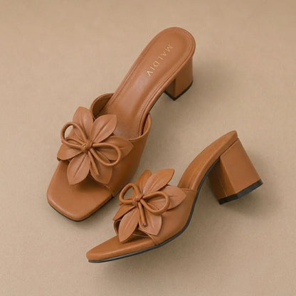 Rosé Bloom Heels Brown