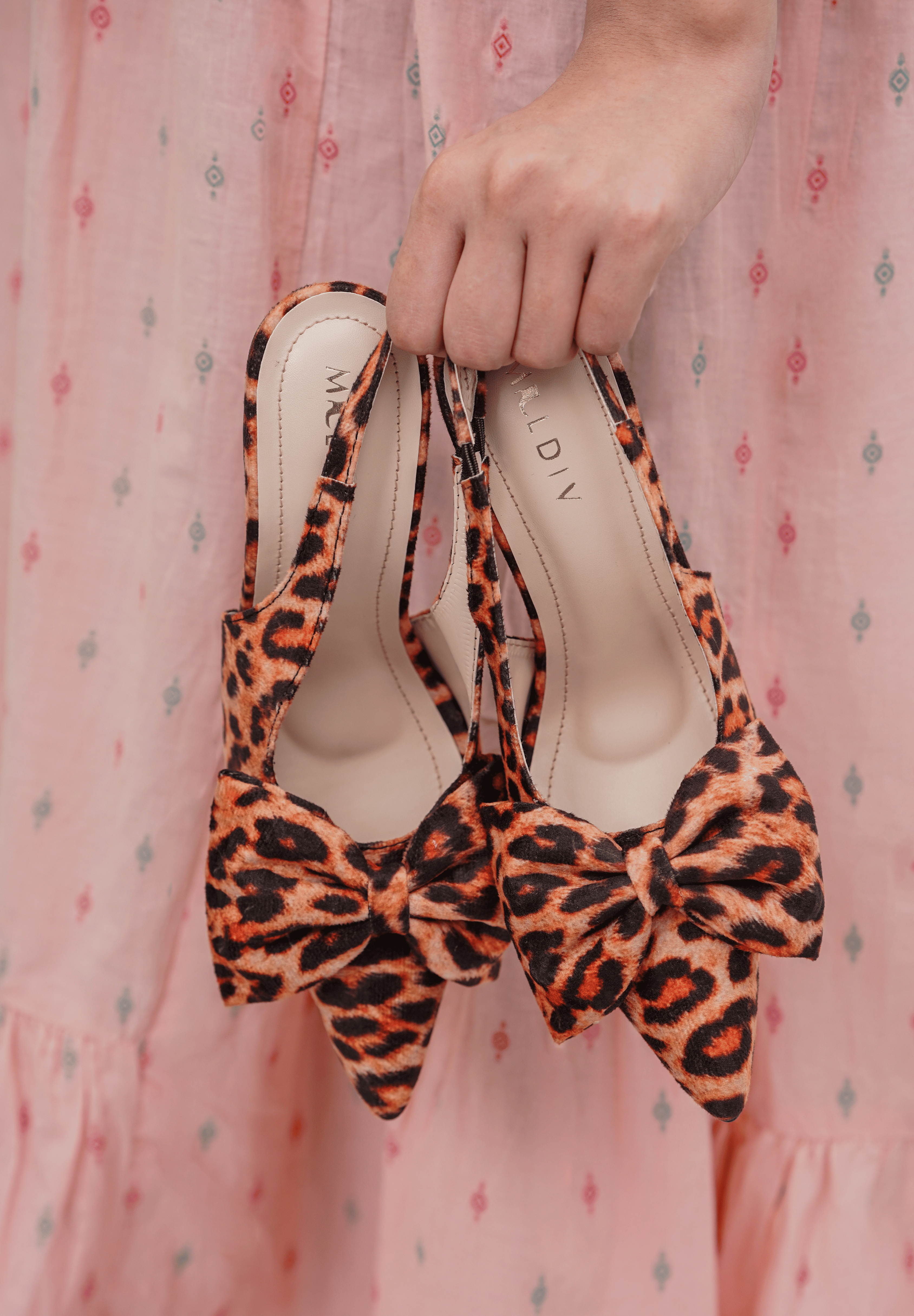 Maldiv Bow Heel Pump