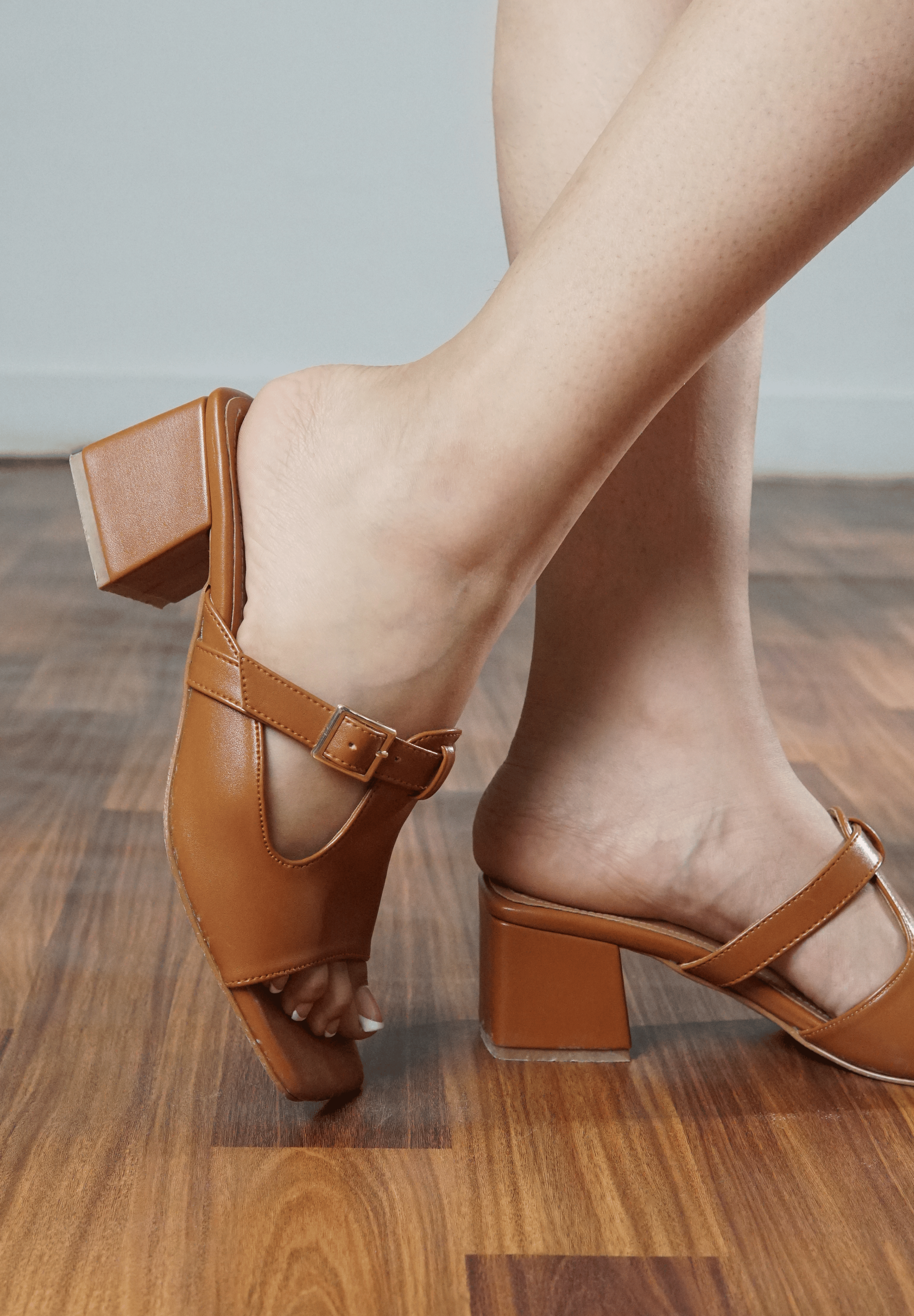 Ellen Burstyn Block Heel