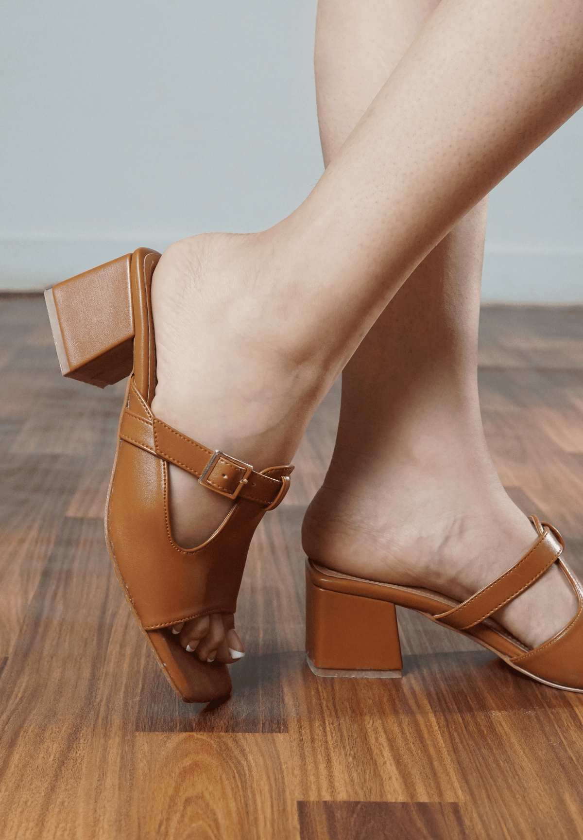 Ellen Burstyn Block Heel