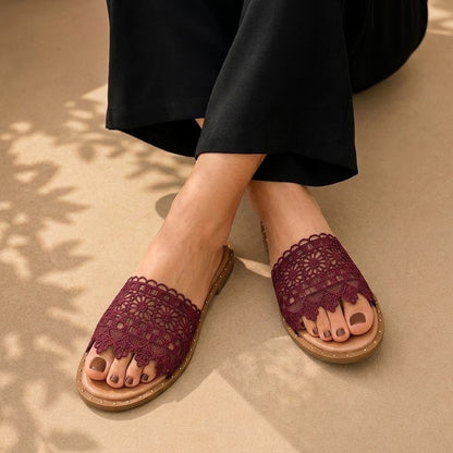 APPLIC FLATS MAROON