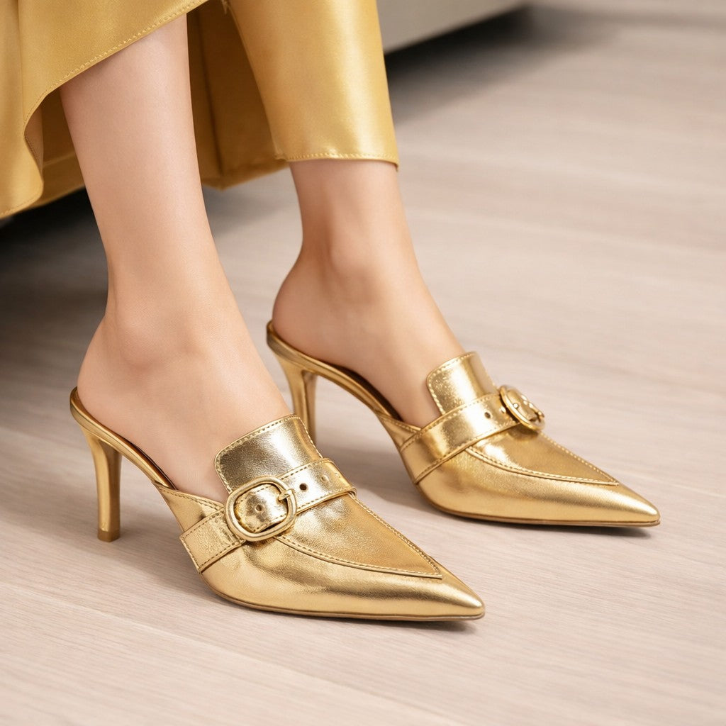 Chic Point Heel