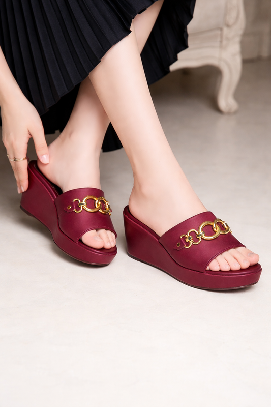 Royal Chain Wedge